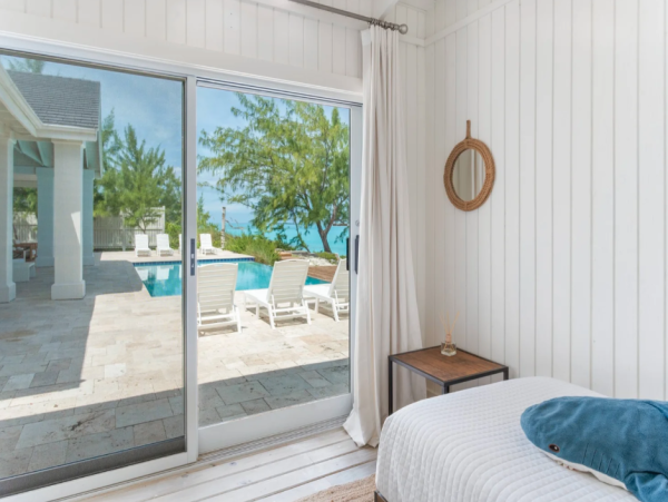 Luxurious 7-Bedroom Beachfront Retreat in Little Exuma, Bahamas